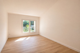 location appartement lambesc 13410