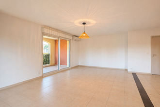location appartement lambesc 13410