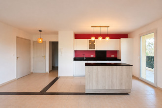 location appartement lambesc 13410