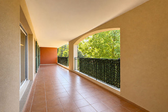 location appartement lambesc 13410