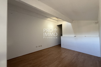 location appartement lauris 84360