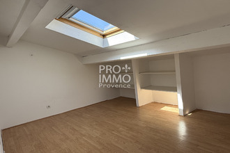 location appartement lauris 84360
