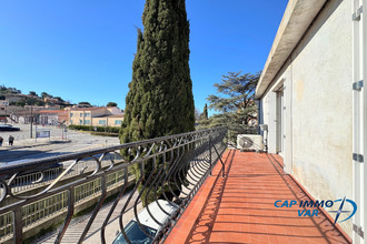 location appartement le-beausset 83330