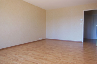 location appartement lery 27690