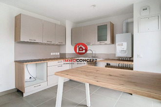 location appartement les-angles 30133