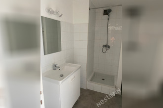 location appartement les-angles 30133