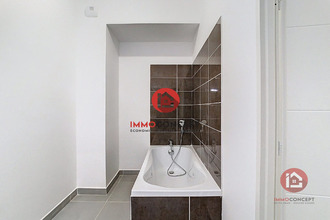 location appartement les-angles 30133