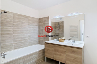 location appartement les-angles 30133