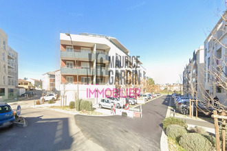 location appartement les-angles 30133