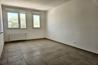 location appartement les-angles 30133