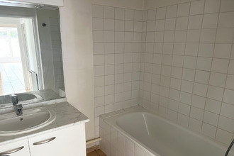 location appartement les-angles 30133