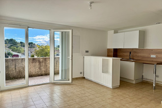location appartement les-angles 30133
