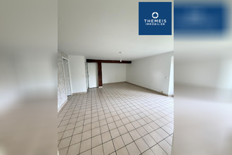 location appartement les-breviaires 78610