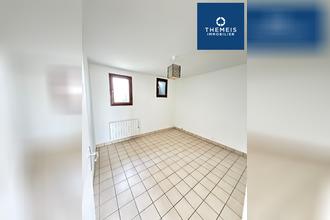 location appartement les-breviaires 78610