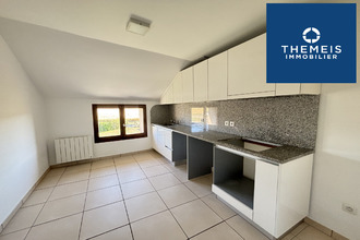 location appartement les-breviaires 78610