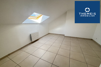 location appartement les-breviaires 78610