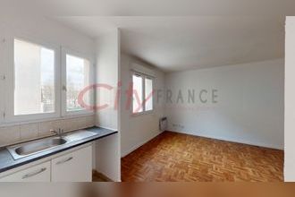 Ma-Cabane - Location Appartement LES MUREAUX, 22 m²