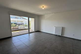 Ma-Cabane - Location Appartement LESPINASSE, 60 m²