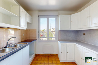 location appartement leves 28300