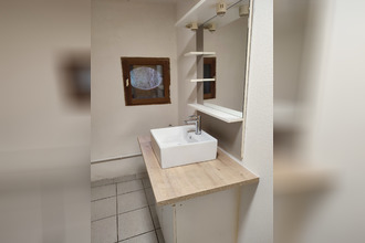 Ma-Cabane - Location Appartement Liausson, 37 m²