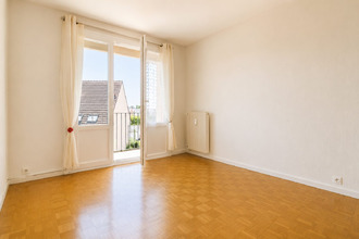 location appartement longvic 21600