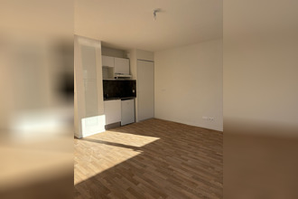 Ma-Cabane - Location Appartement LORMONT, 25 m²