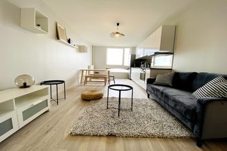 Ma-Cabane - Location Appartement LYON 8, 80 m²