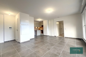 location appartement maubec 38300