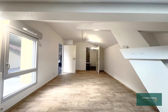 location appartement maubec 38300