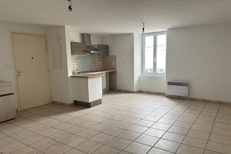Ma-Cabane - Location Appartement MAULEON-LICHARRE, 48 m²