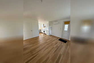 Ma-Cabane - Location Appartement MAZE, 46 m²