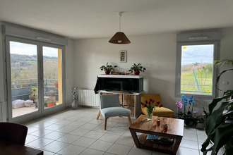 Ma-Cabane - Location Appartement MEYRIE, 72 m²