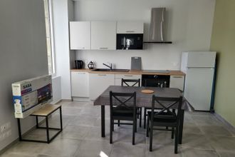 Ma-Cabane - Location Appartement Mirambeau, 31 m²