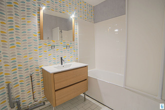 Ma-Cabane - Location Appartement MONT-SAINT-AIGNAN, 52 m²