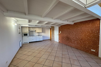 Ma-Cabane - Location Appartement MONTAIGUT-SUR-SAVE, 53 m²