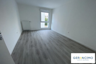 location appartement mt-st-aignan 76130