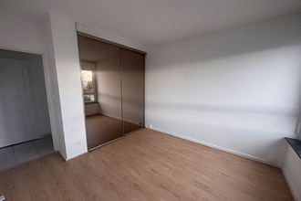 location appartement mt-st-aignan 76130