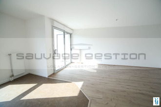 location appartement mt-st-aignan 76130