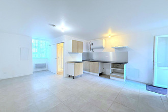 location appartement mtguyon 17270