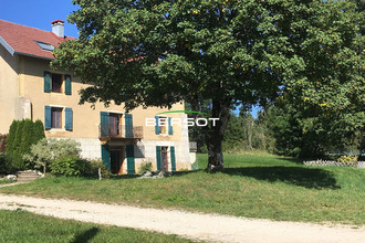 location appartement mtlebon 25500