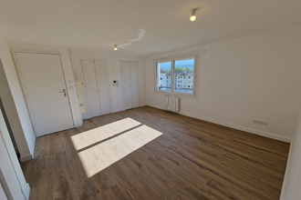 location appartement mtreal-la-cluse 01460
