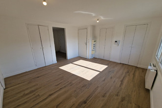 location appartement mtreal-la-cluse 01460