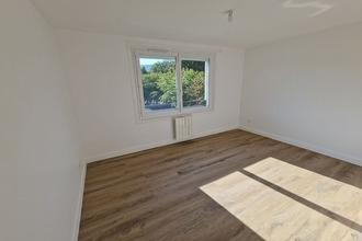 location appartement mtreal-la-cluse 01460