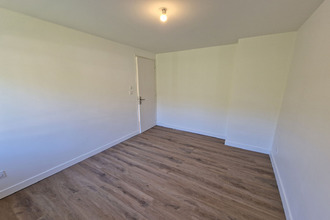location appartement mtreal-la-cluse 01460