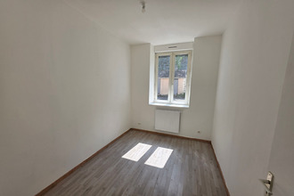 location appartement mtreal-la-cluse 01460