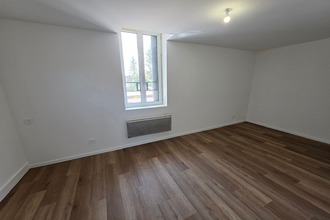 location appartement mtreal-la-cluse 01460