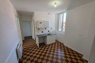 location appartement mtreal-la-cluse 01460