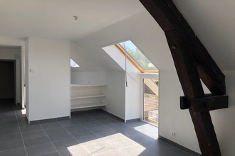 location appartement neronde 42510