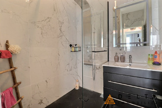 Ma-Cabane - Location Appartement NEYRON, 45 m²
