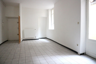 Ma-Cabane - Location Appartement Nîmes, 55 m²